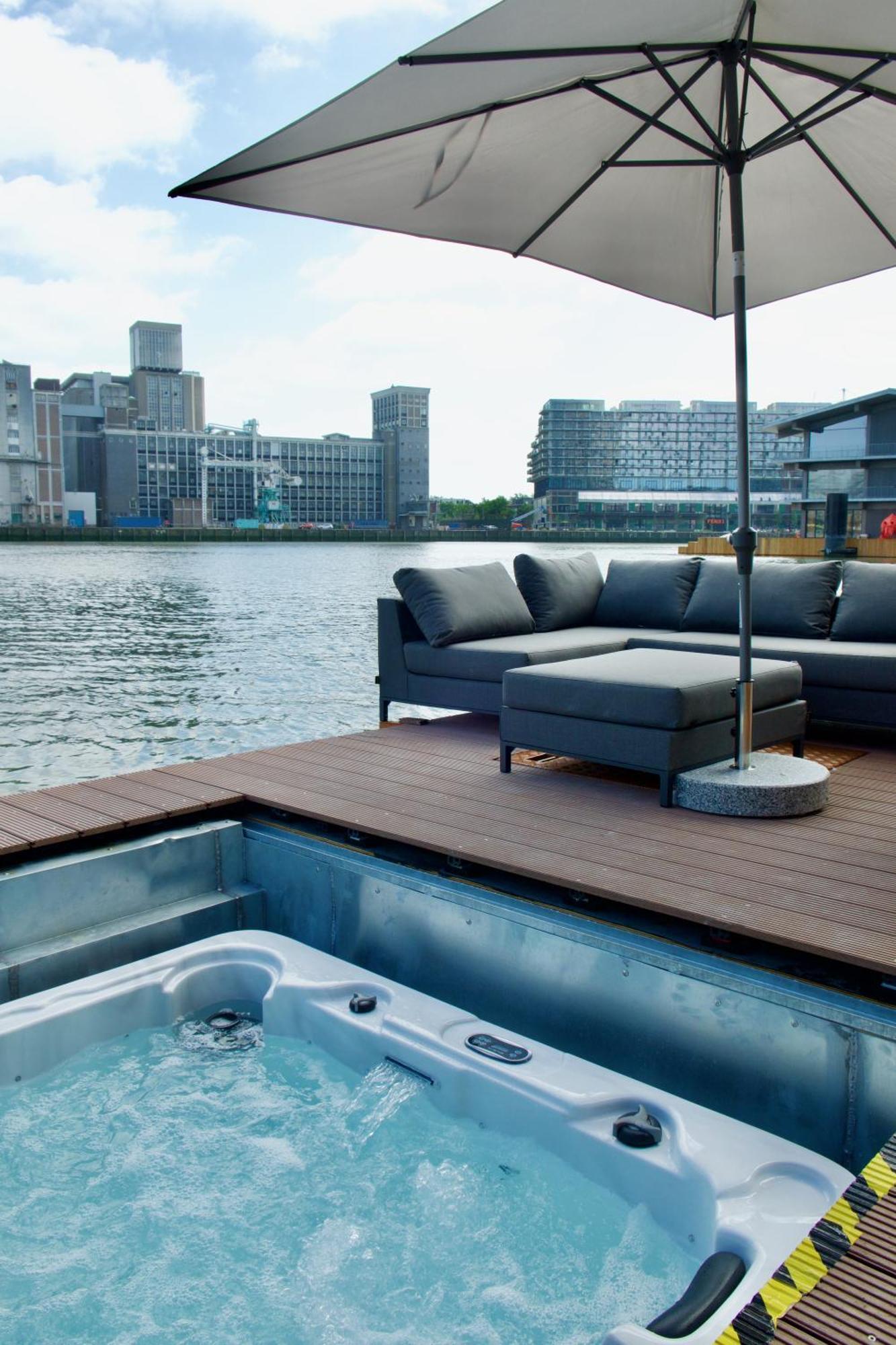 Wikkelboats At Floating Rotterdam Rijnhavenヴィラ エクステリア 写真